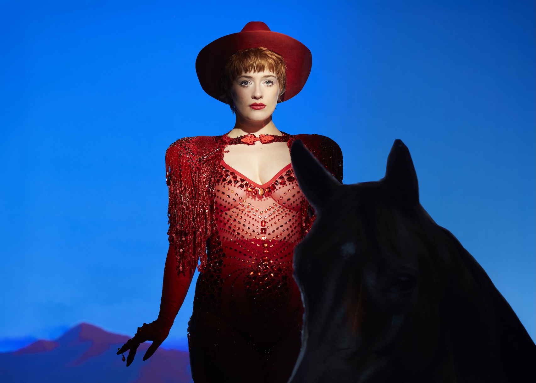 Valentina Tóth Revue Revanche LIGGEND ©Aisha Zeijpveld