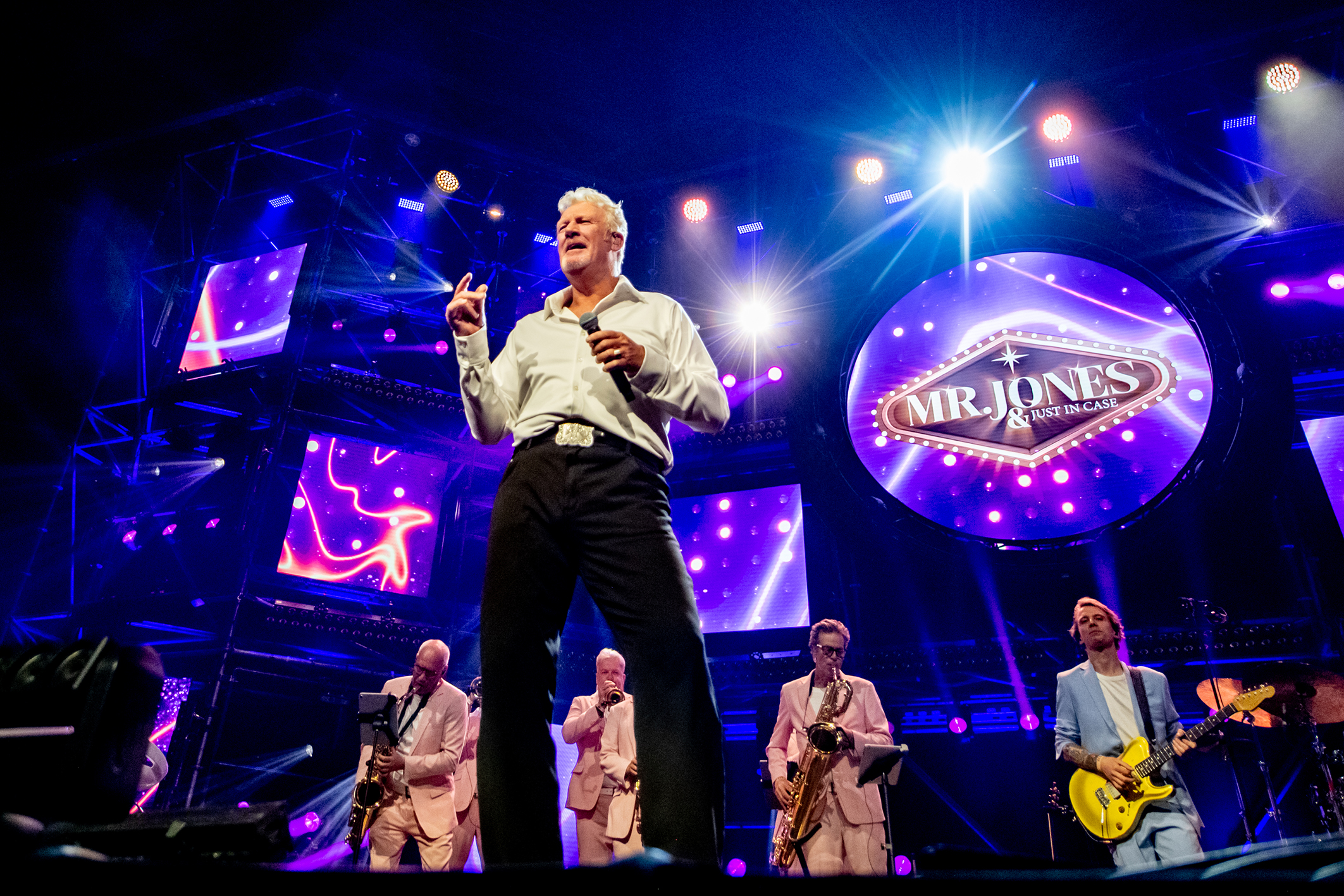 Extra Beeld 2 Mr. Jones & Just In Case (C) Ferdy Damman