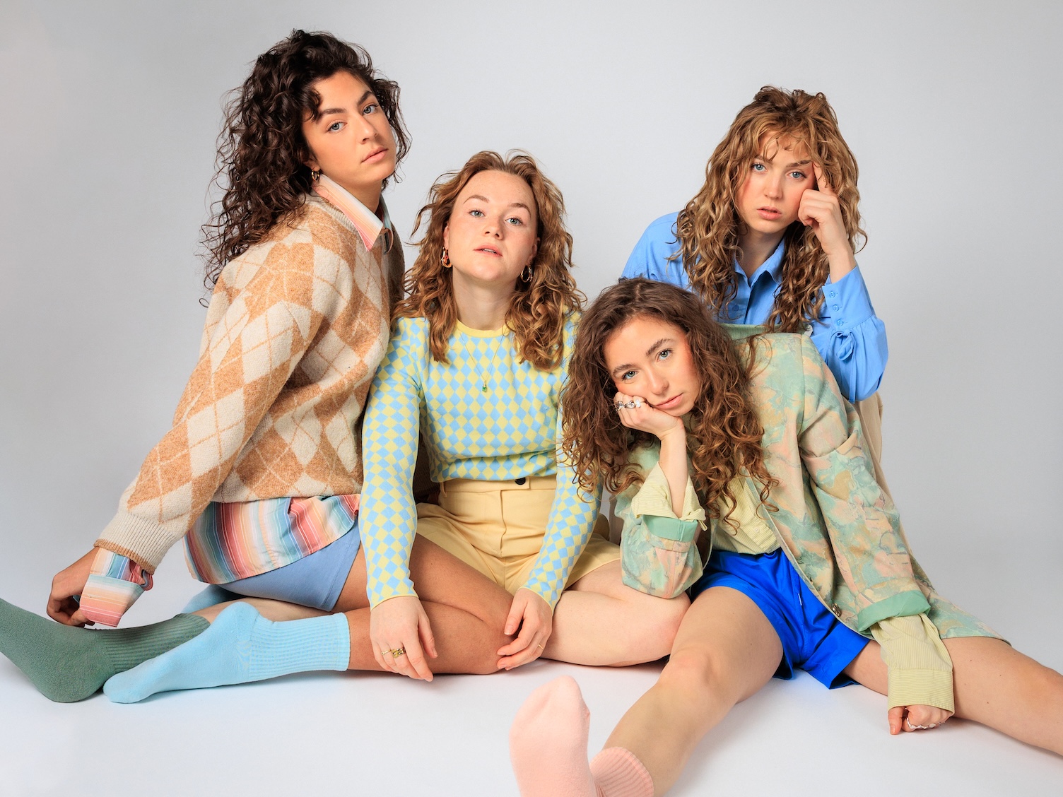 Demeute Liggend Copyright Liza Kollau