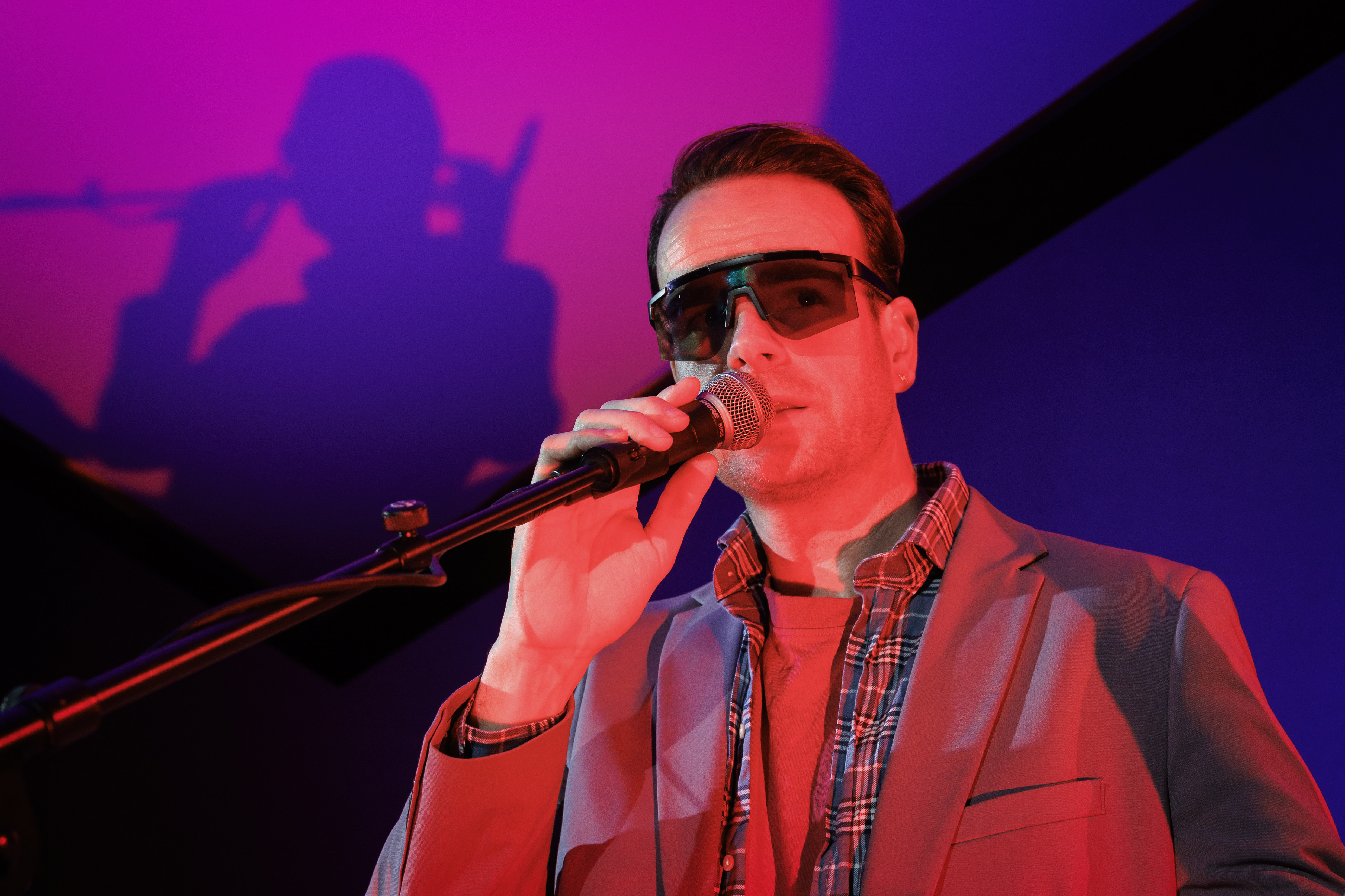 Henry Van Loon Keanu 3