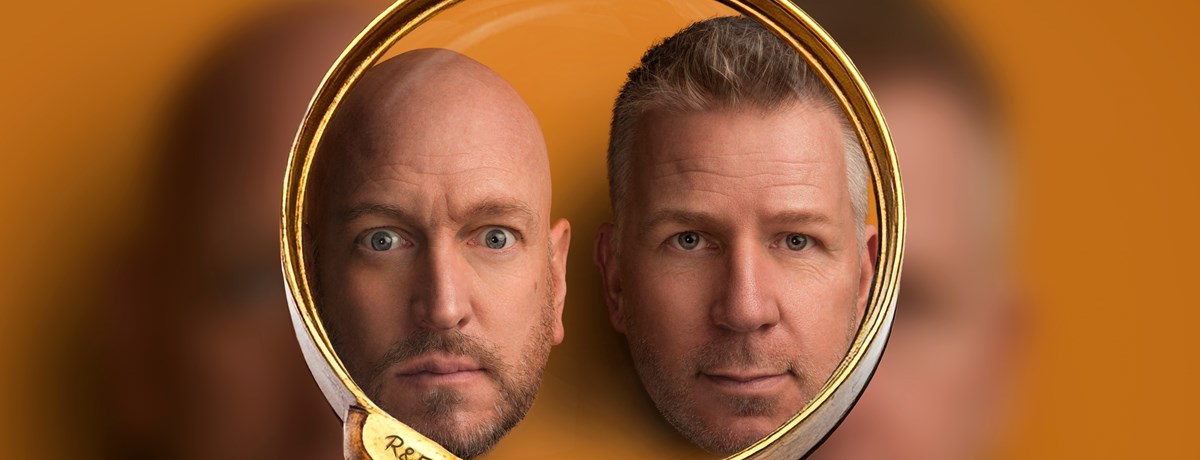 Rob En Emiel Thinking Like Sherlock Liggend Copyright Laura Marijn